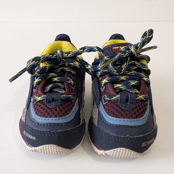 New Balance Infant Shoes All Terrain Size 4 - Picture 5 of 7